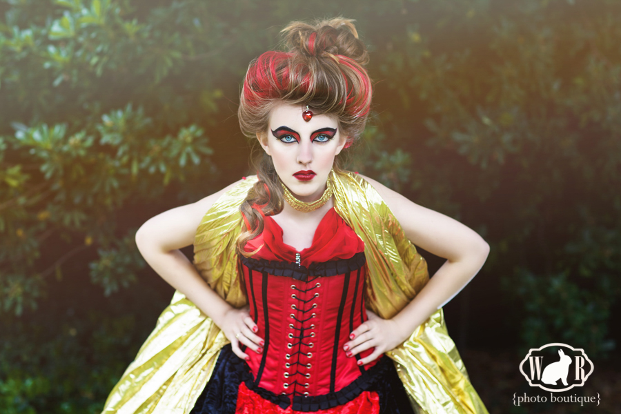 The Red Queen, Alice in Wonderland