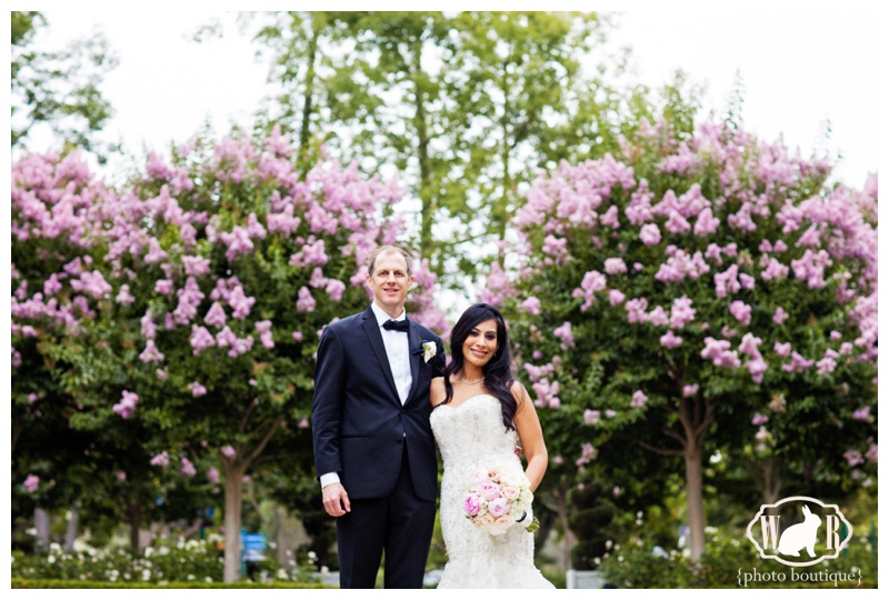 wedding photos disneyland hotel rose court garden