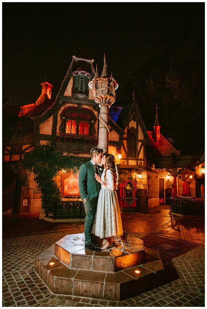 Disney Parks Haunted Mansion of Cute Bride 