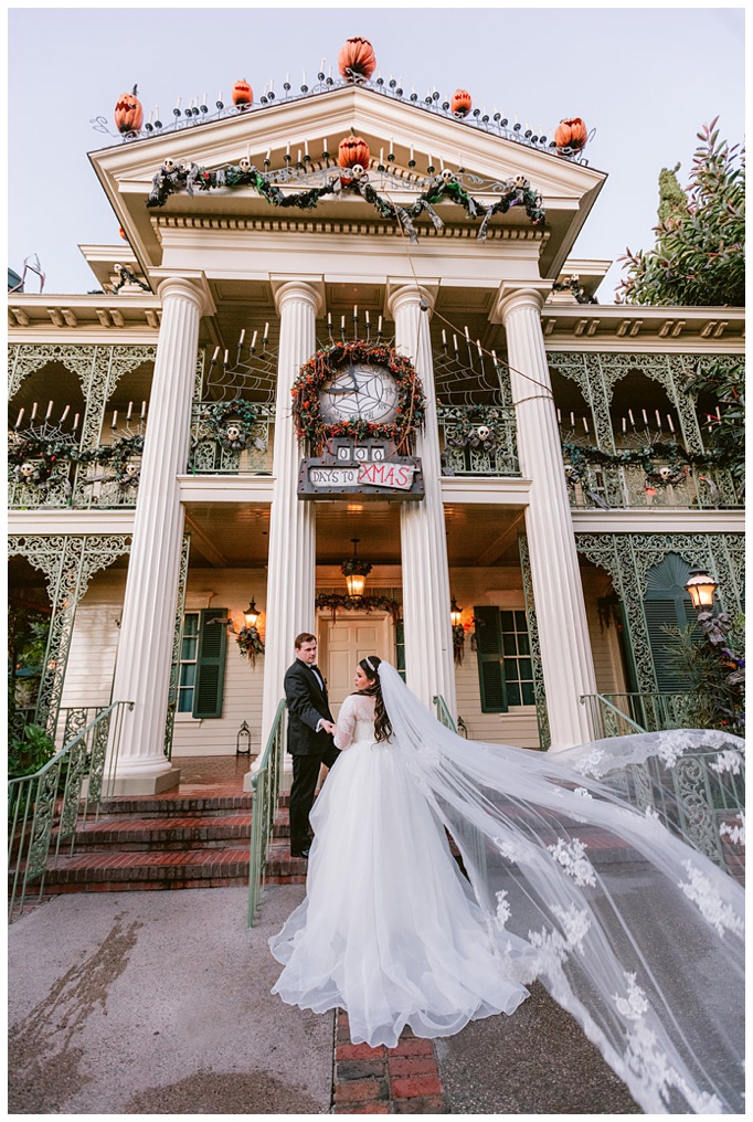 Disney Wedding Haunted Mansion Photos