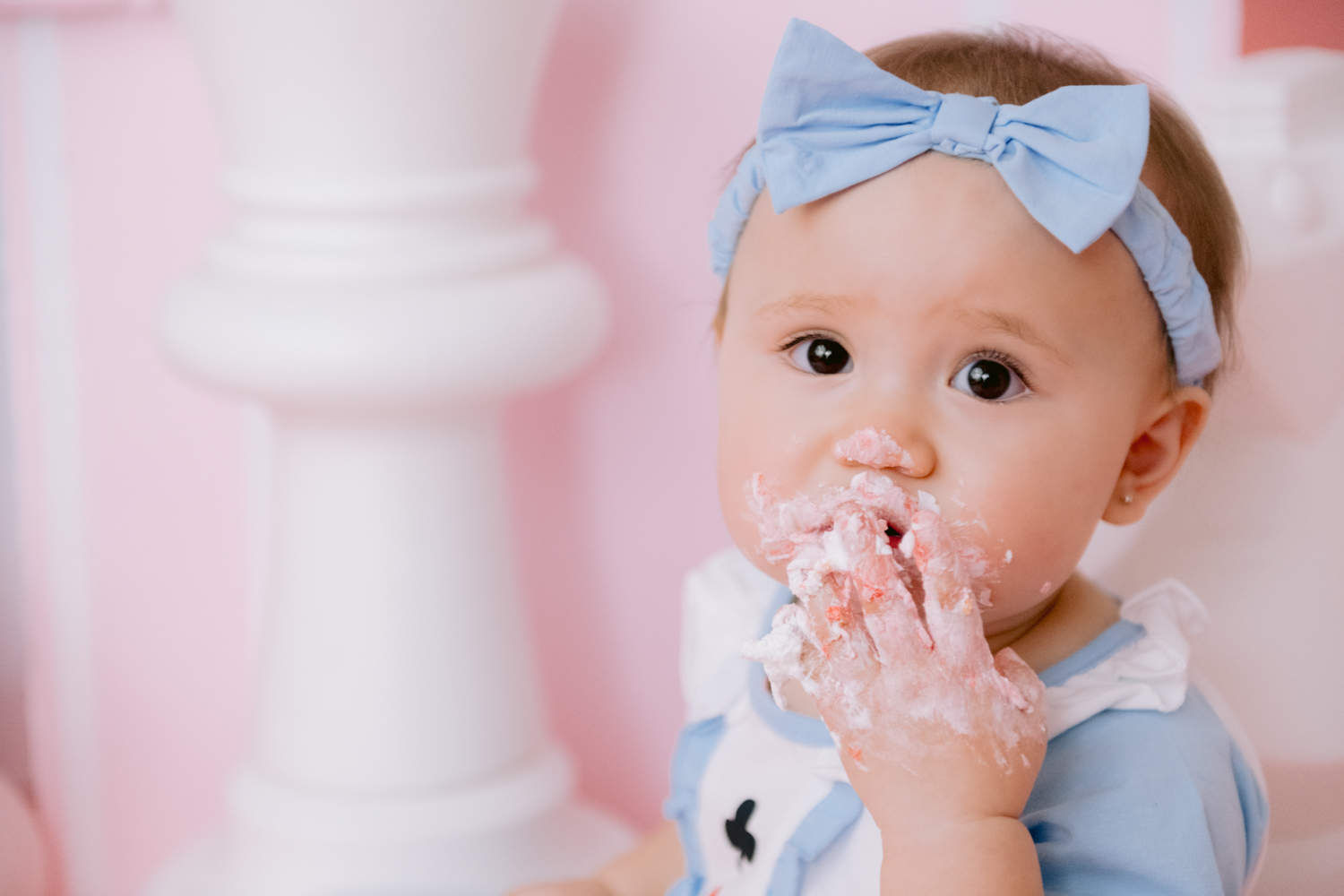 Custom Alice in Wonderland cake smash photographed by Orange County baby photographer