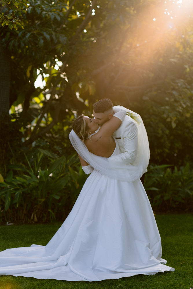 Stylish wedding portraits on the Adventure Lawn at the Disneyland Hotel