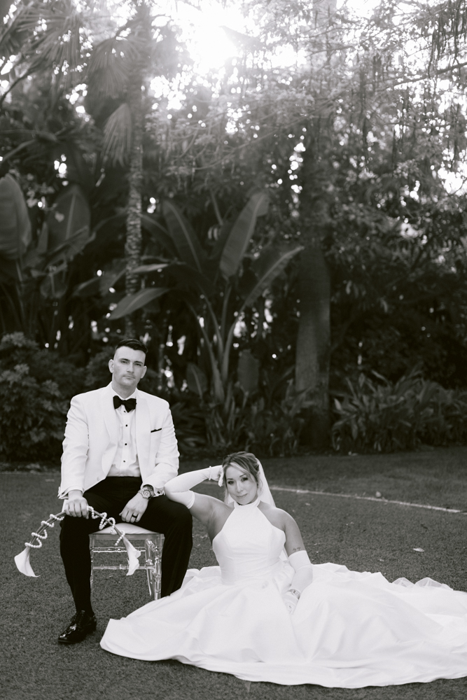 Stylish wedding portraits on the Adventure Lawn at the Disneyland Hotel