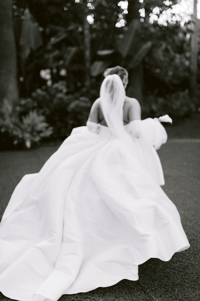 Stylish wedding portraits on the Adventure Lawn at the Disneyland Hotel